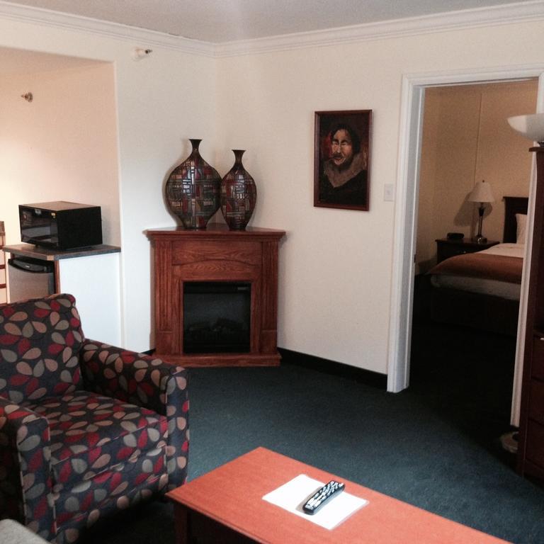 Ptarmigan Inn Hay River Kamer foto