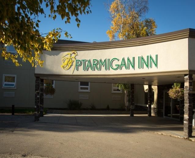 Ptarmigan Inn Hay River Buitenkant foto
